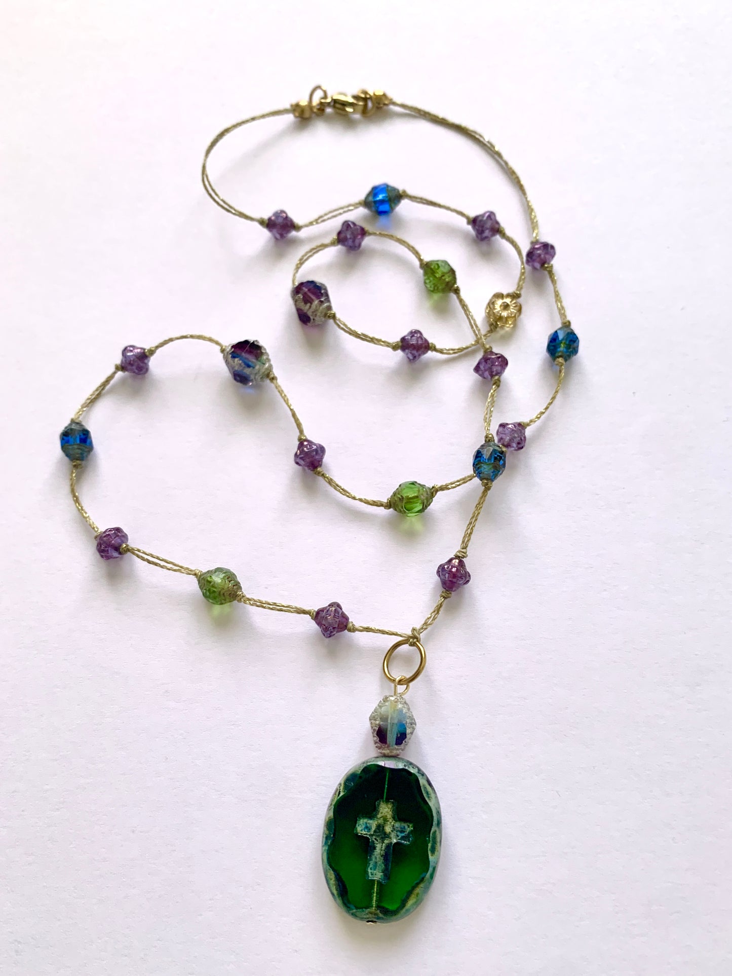 Croix enchantée