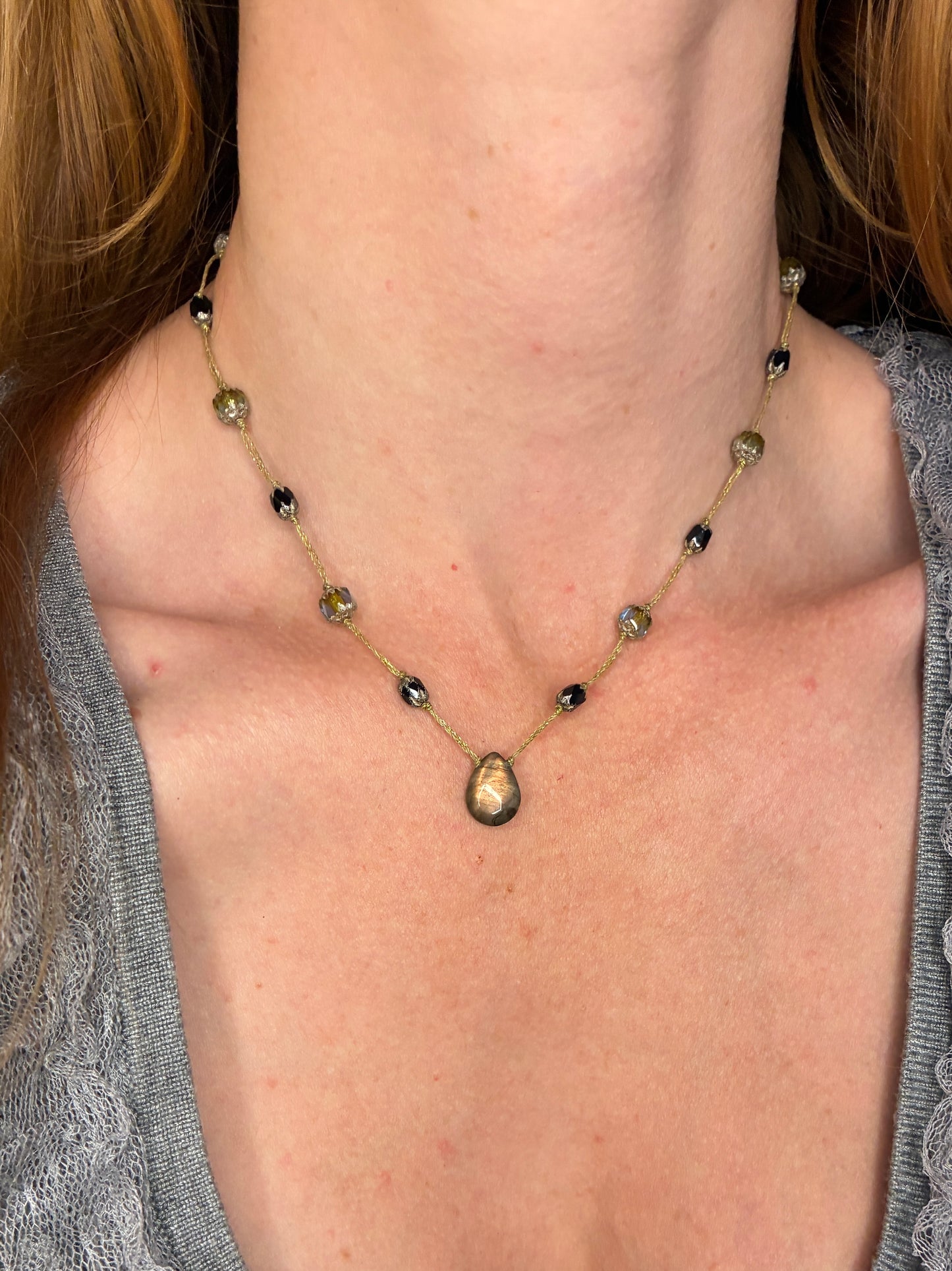 Collier Witch’s light 2