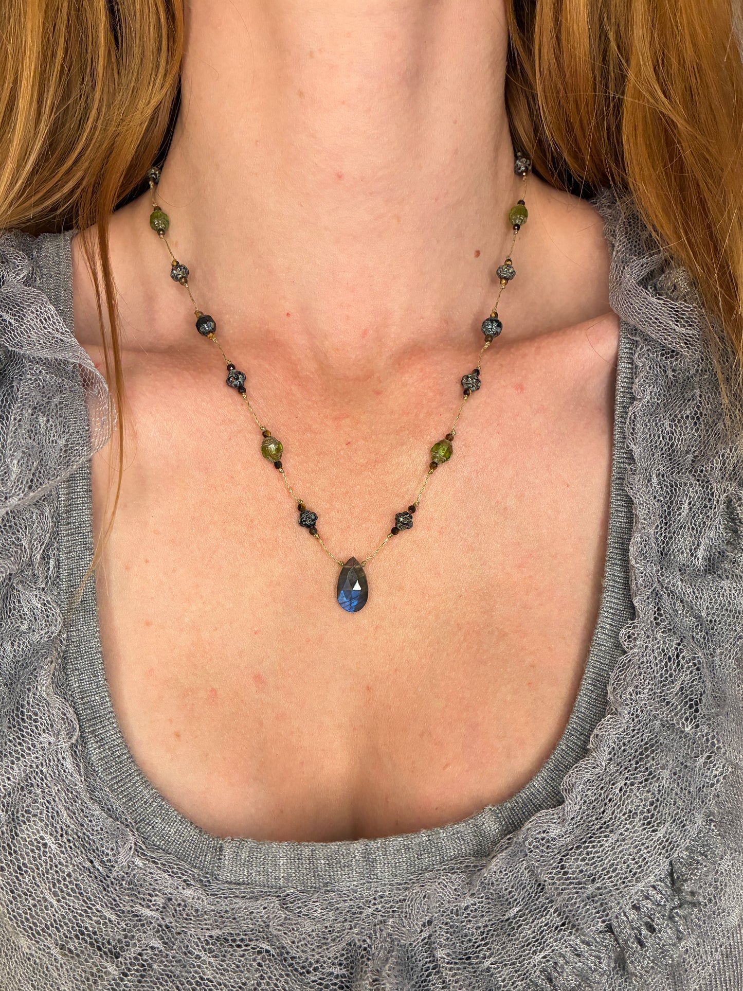 Collier Whisper of the Witch