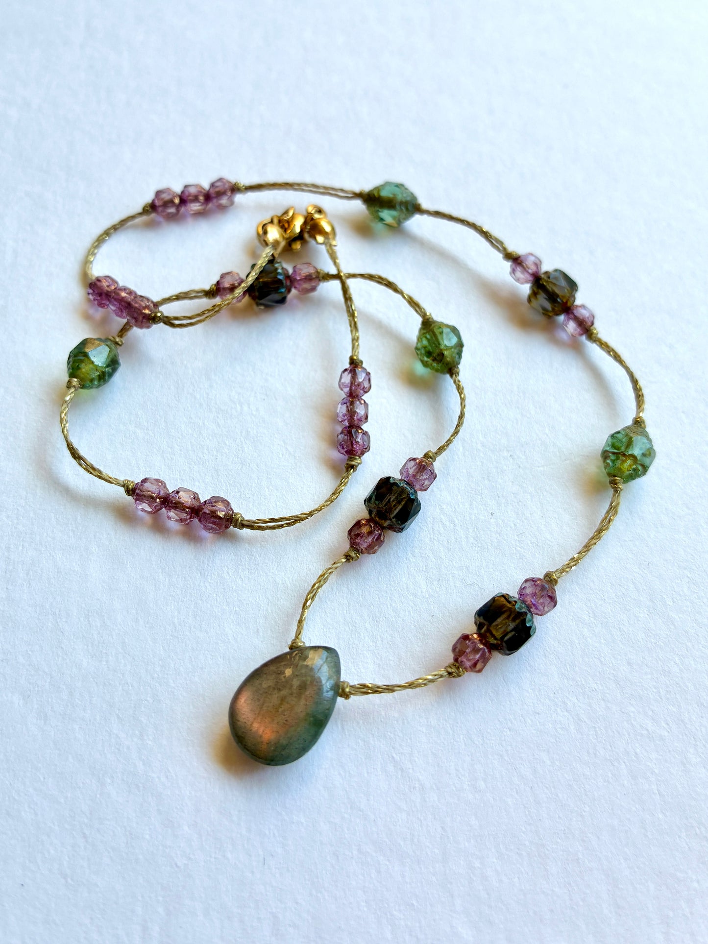 Collier Prunier enchanté