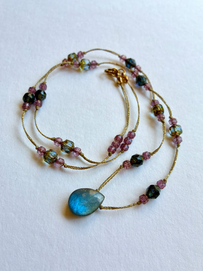 Collier Les galets bleus 2