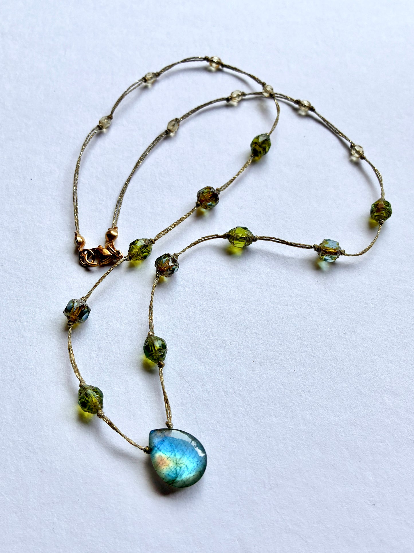 Collier Secret à Séguret long