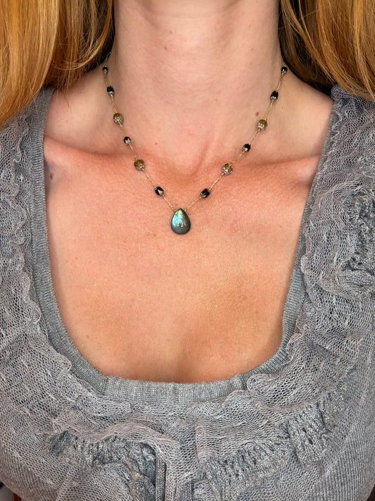 Collier Witch’s Aura court