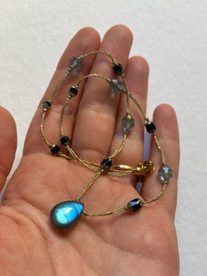 Collier Bleu de l’Escalet court 2