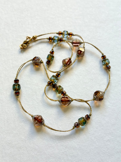 Collier Miel bleu