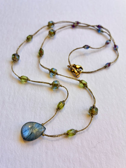 Collier Lumière de Goult long