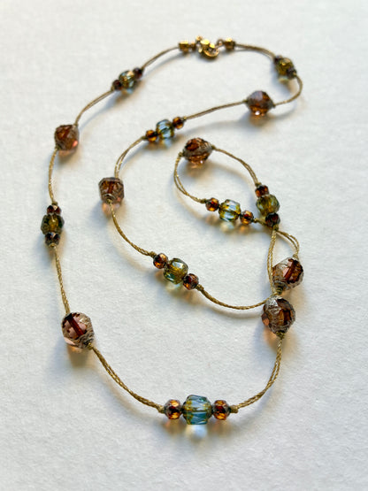Collier Miel bleu