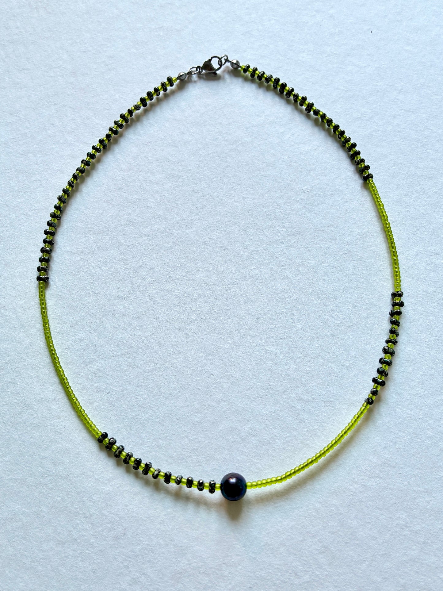Collier Nori