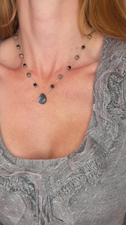 Collier Witch’s Aura court argent